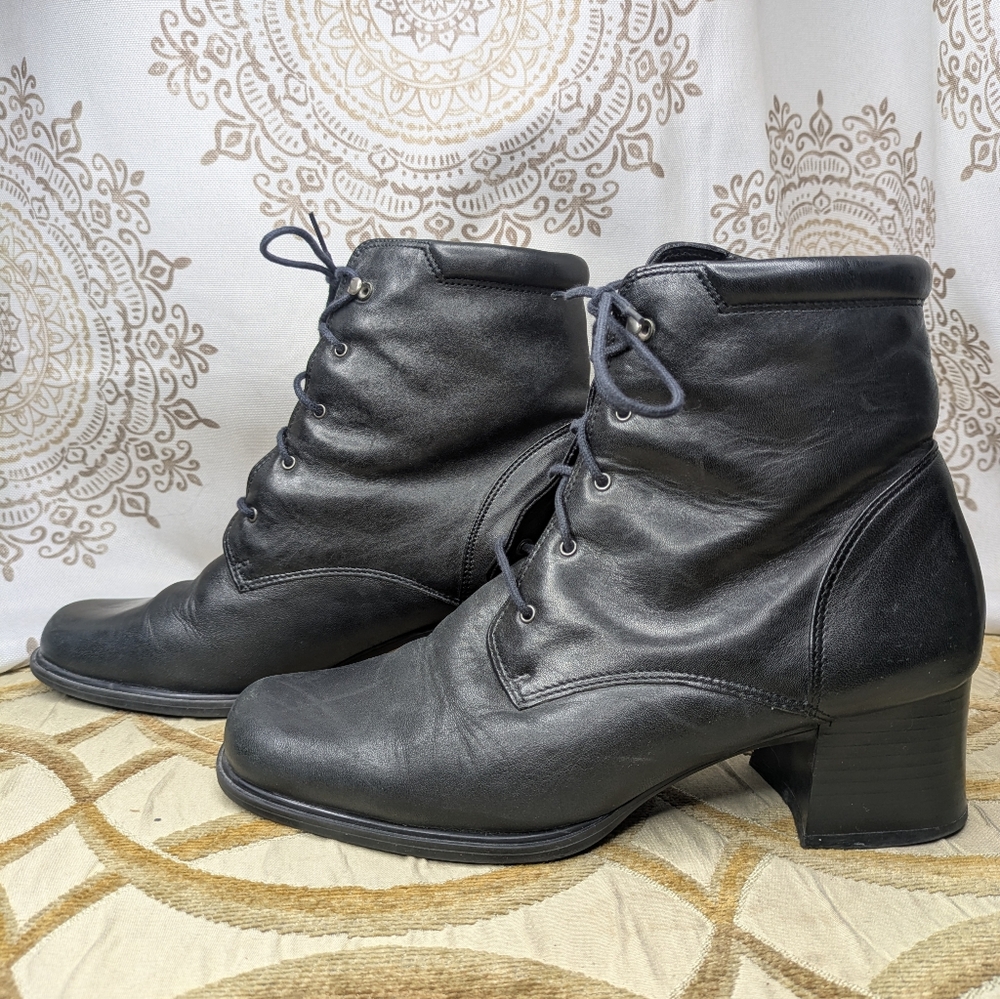 Borelli Women's Black Leather Lace Up Military/Combat/Granny Core Boots Size 7